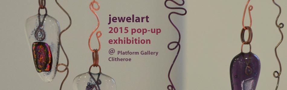 jewelart lightcatcher pendant display